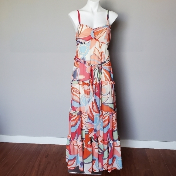 NWT Alexis X Floral Tiered Ruffle Dress M